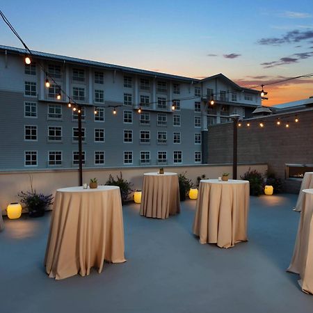 Springhill Suites By Marriott Oceanside Beach Exterior photo