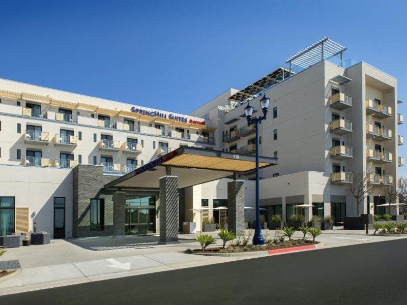 Springhill Suites By Marriott Oceanside Beach Exterior photo