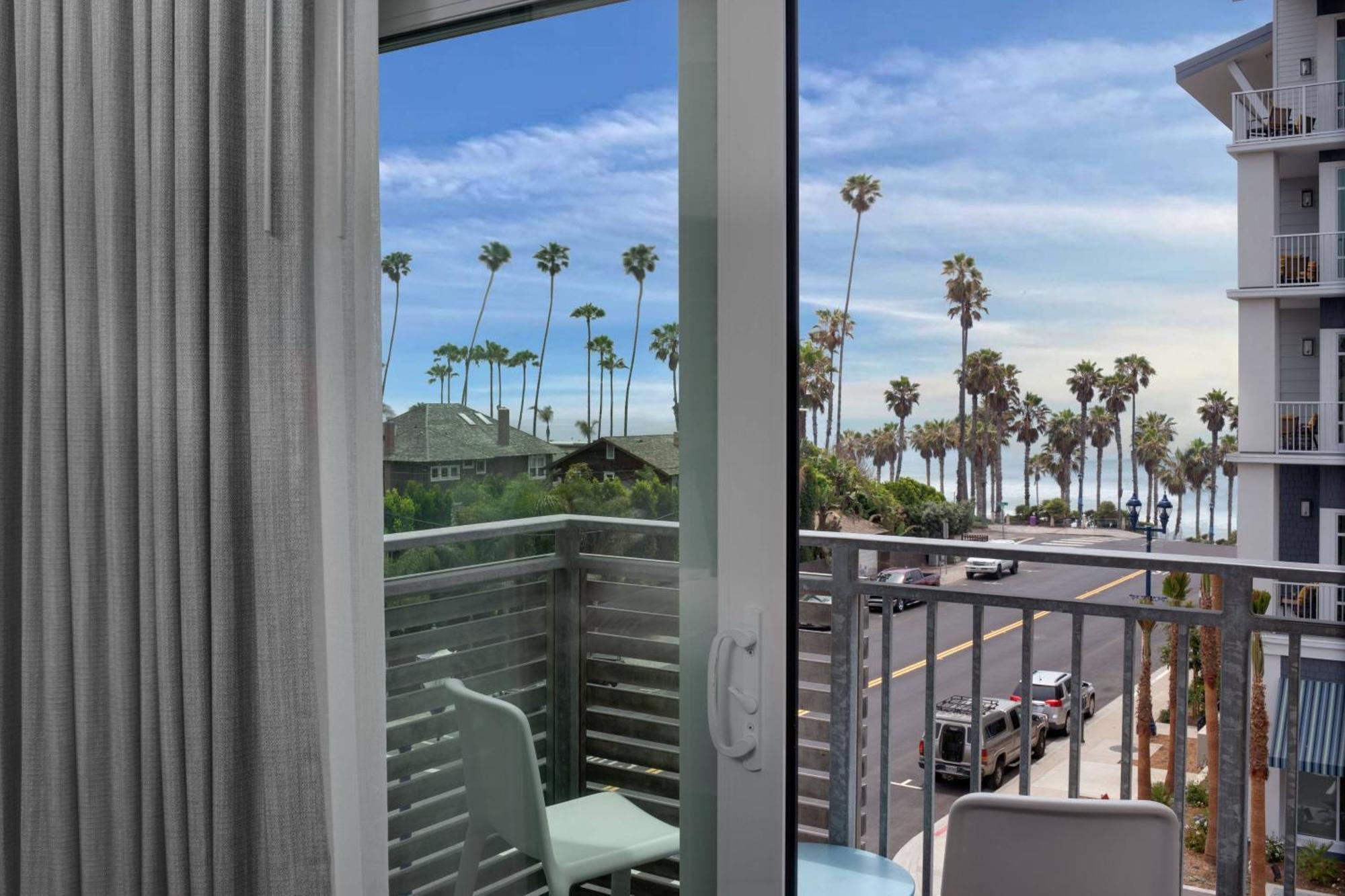 Springhill Suites By Marriott Oceanside Beach Exterior photo