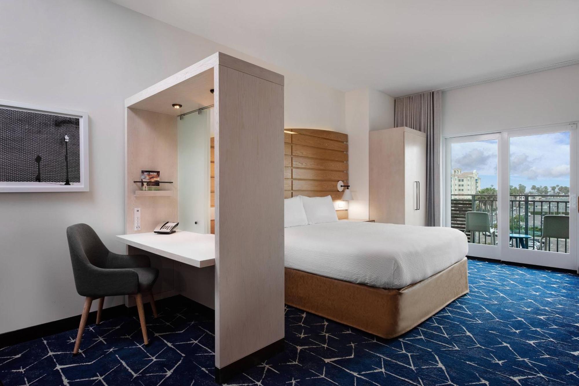 Springhill Suites By Marriott Oceanside Beach Exterior photo
