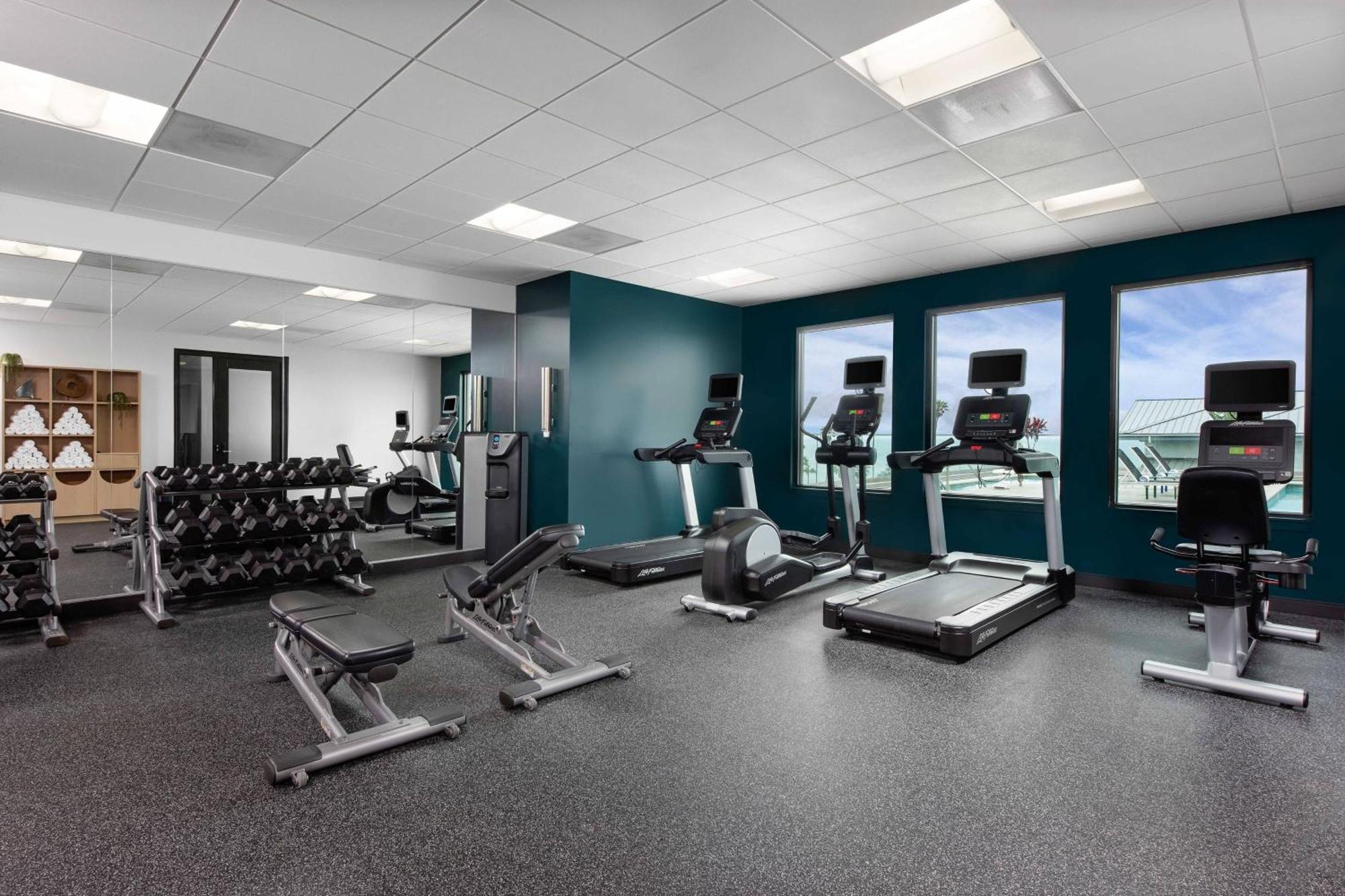 Springhill Suites By Marriott Oceanside Beach Exterior photo