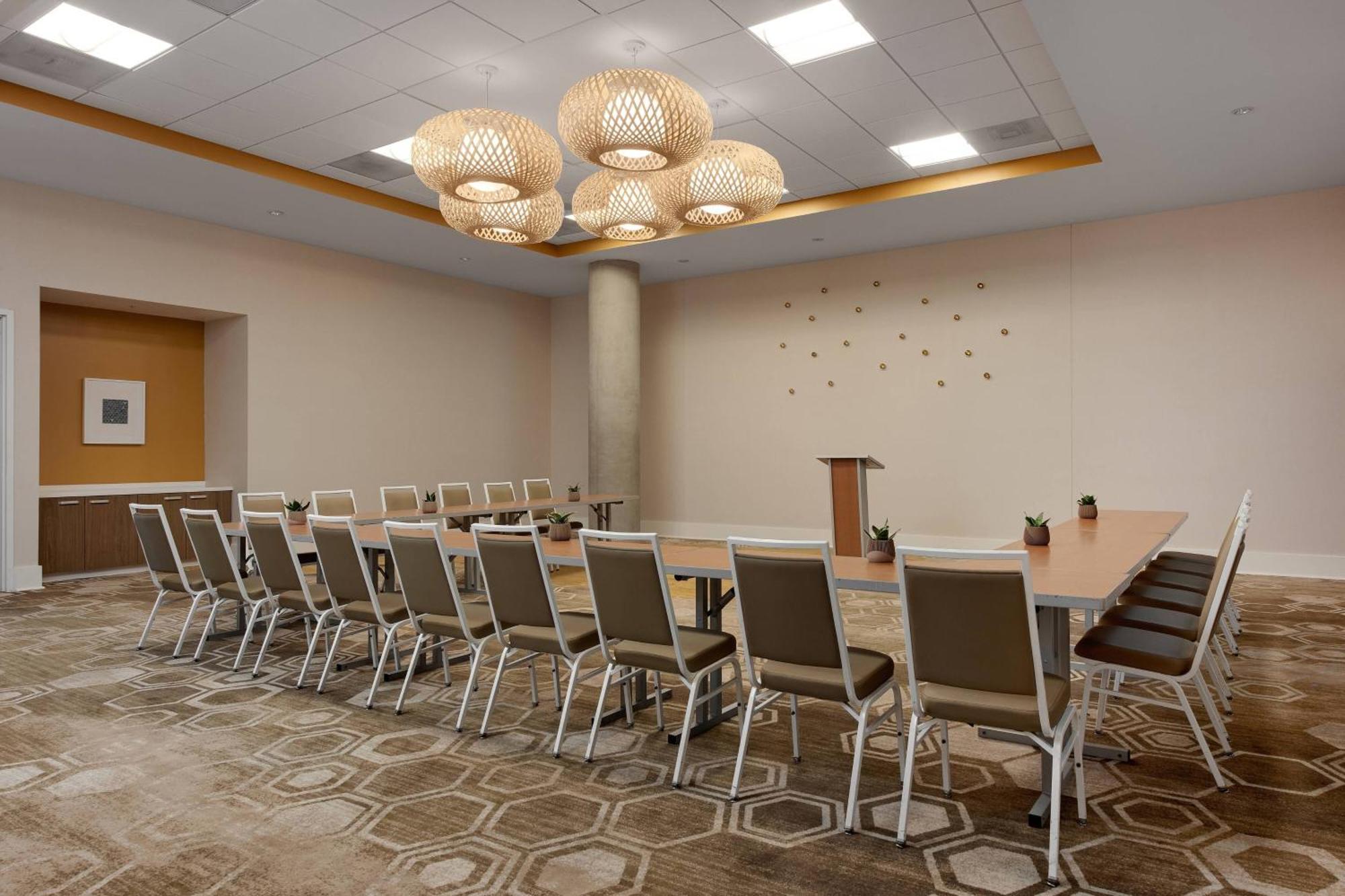 Springhill Suites By Marriott Oceanside Beach Exterior photo